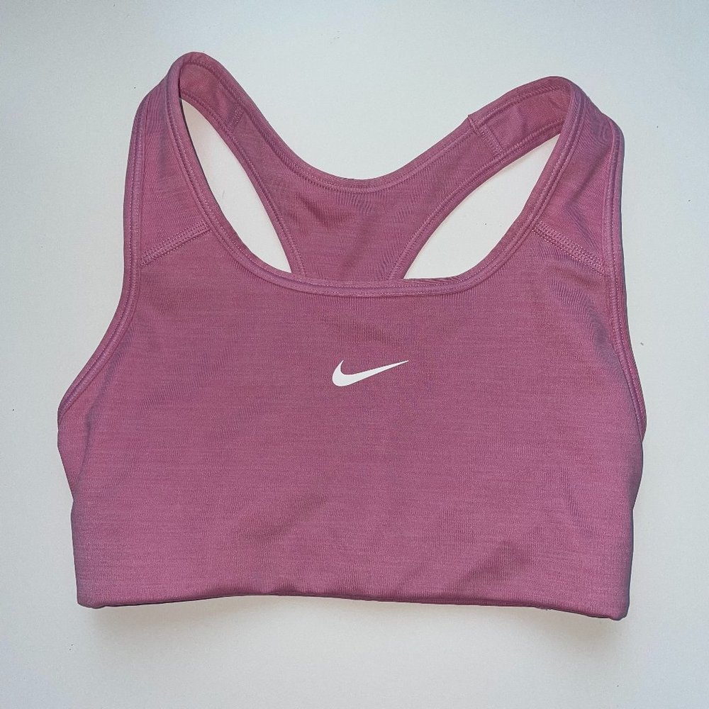 pink nike sports bra